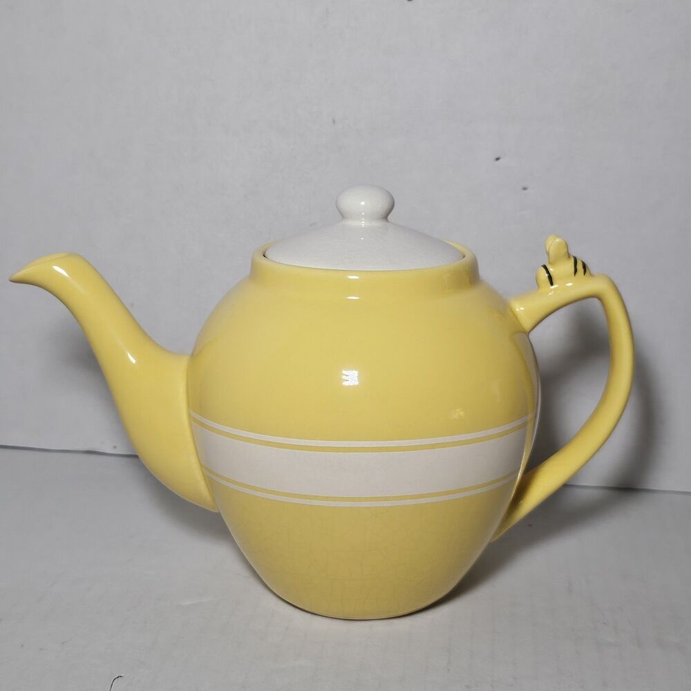 2009 Vintage Harry And David Teapot Yellow Bumble Bee
